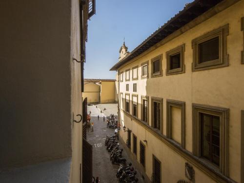 Charming and cozy apartment via Maggio - image 14