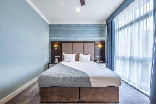 Vitos Boarding and lodging - Wadgaon