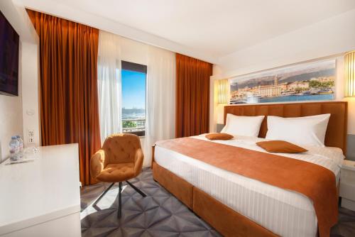 1 queen bed