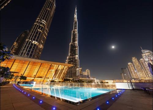 Next to Burj Khalifa 5 Mins Walk To Dubai Mall, Dubai