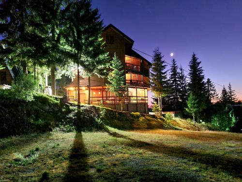 Whispering Pines in Šišava