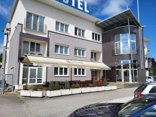 . Hotel Hokejka