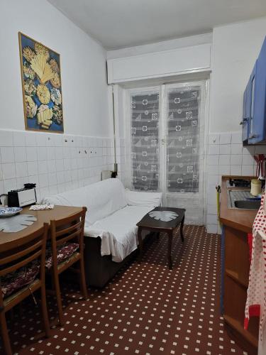 Room SR Casa Solari, Genova (foto 5)