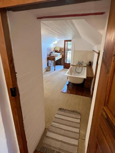 Morley House - Charming 1820 Settlers Cottage in Bathurst