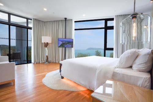 Junior Suite room in The RIYAZ Lavanya