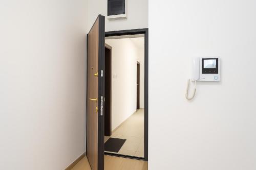 Adelisa Apartments - image 3