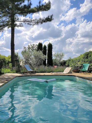 Maison de village, piscine, Colorado in Rustrel