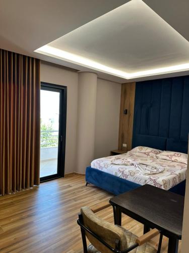 New Donantelo Hotel, Vlorë