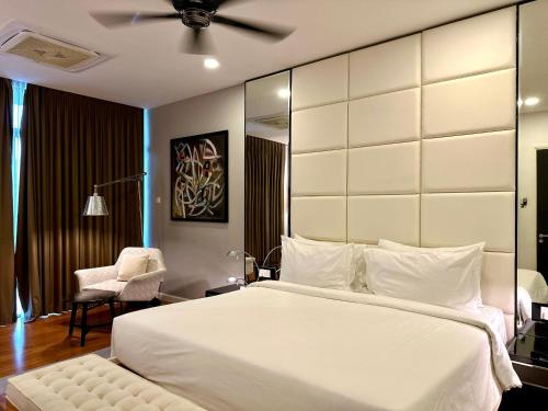 Premium Villa image 4