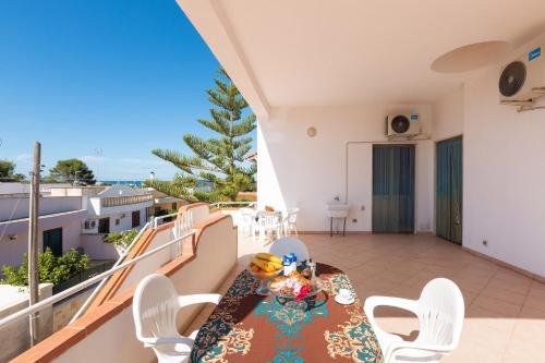 2 bedrooms, 4 beds