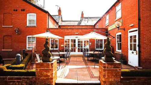 . Stratford Limes Hotel