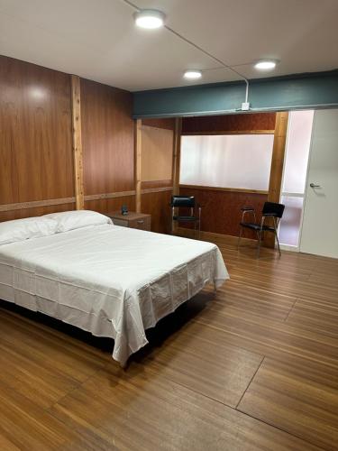 Habitaciones Espacio in Corbera