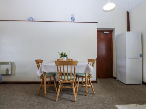 Viesnīcas āriene, Florence Cottage in Bodedern