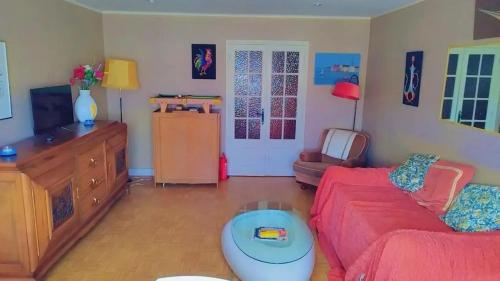 Maison familiale à Bugeat avec jardin accueillant gîte à louer Chatemichy