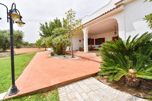 Esclusiva Villa a Ostuni con piscina  1km dal mare in ปาสกาโรซา