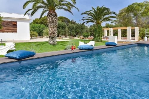 Esclusiva Villa a Ostuni con piscina  1km dal mare in ปาสกาโรซา