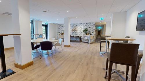 Hilton London Heathrow Airport Terminal 5 - image 22