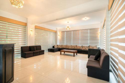 Lavendish Tamarind Lifestyle in يالا