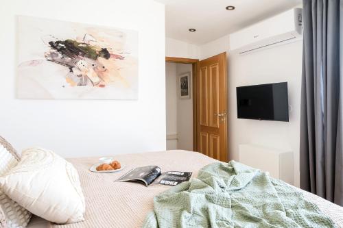 Prague Days - Maisonette retreat with Terrace, AC and TV Tower View, Praha (fotografie 7)