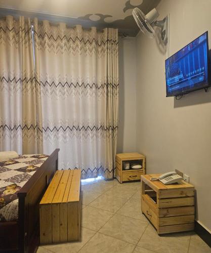 Studio with Balcony image 3