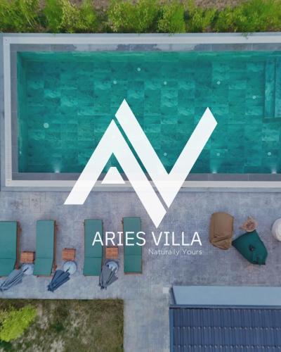 Aries Villa Albania in โวเร