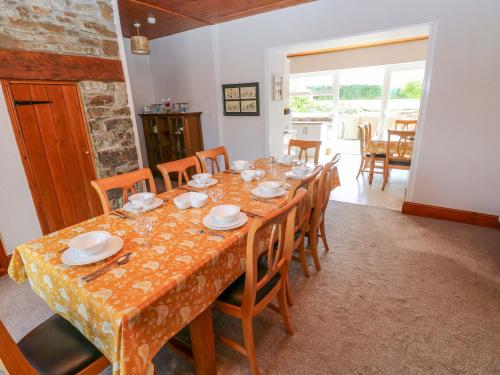 Buitenkant, The Sycamores in Llawhaden