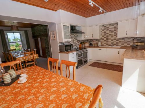 Buitenkant, The Sycamores in Llawhaden