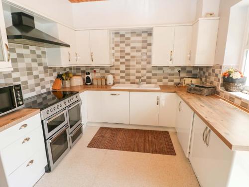 Buitenkant, The Sycamores in Llawhaden