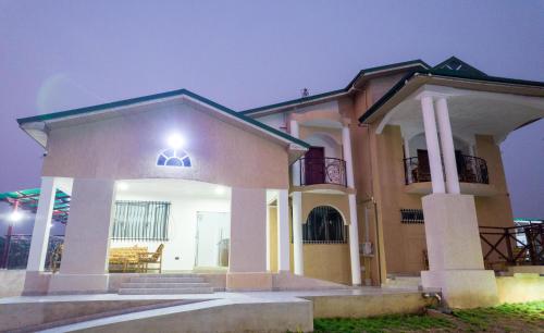 A szálláshely kívülről, Pito Guest House in Elmina