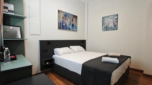 Budget Double Room room in St Lazarus City Hotel