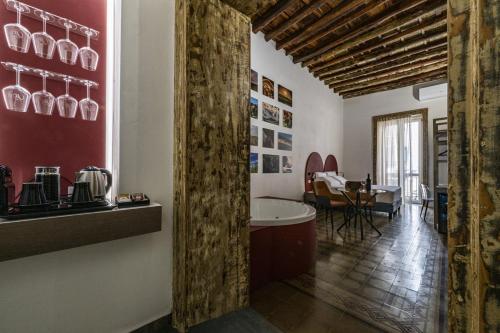 Ballarooms Experience, Palermo