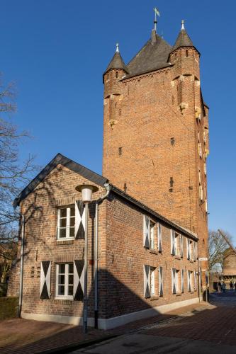 Фасада на хотела, Urlaub im historischen Torschreiberhaus in Ксантен