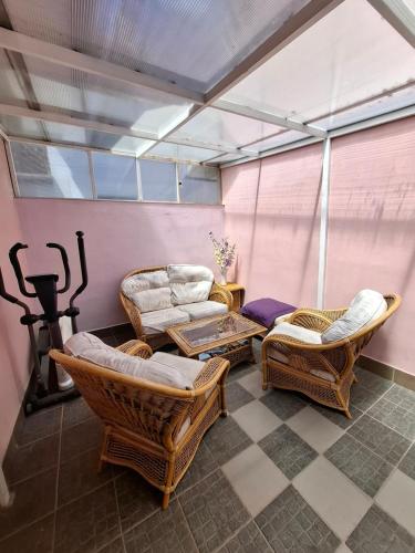 المرافق, Chalupa u Strakov in Lucky