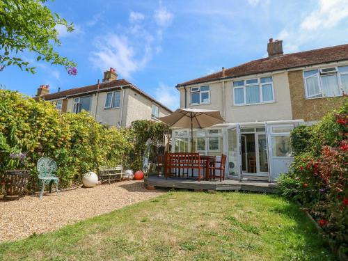 Exterior view, 32 Cranleigh Close in East Southbourne and Tuckton