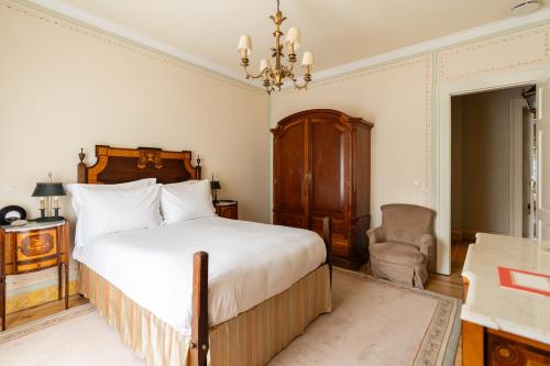 Deluxe Double Room with Pool View room in Valverde Sintra Palacio de Seteais - The Leading Hotels of the World