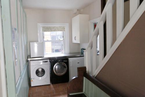 Country Mansion - Private Annexe in Pumpsaint