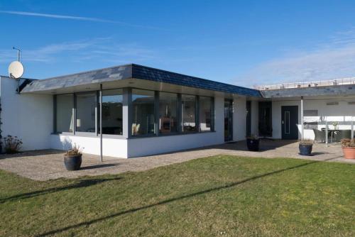 Exterior view, Inselblume 82 - Bungalow am Sudstrand mit Meerblick in Sudstrandpromenade