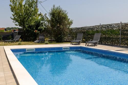 景觀, Three-Bedroom Holiday Home Vida with Private Pool in 科汀