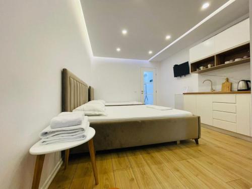 SELA RENT- City Rooms and Studio Apartments, Tirana (foto 7)