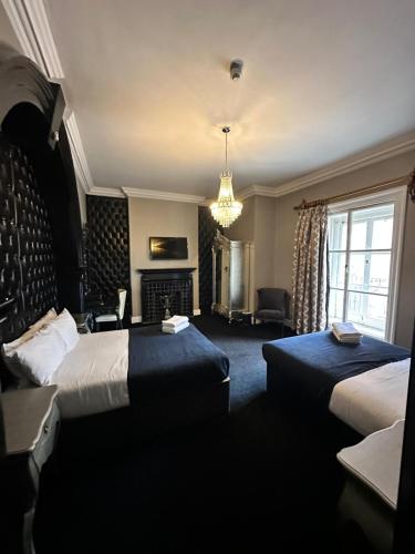 room detail thumbnail 0