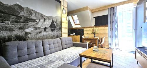 One-Bedroom Apartment with Balcony