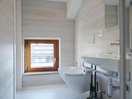Suite with City View image 2