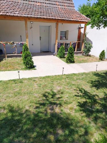 HiT apartmani Pačir2&3 (HiT apartmani Pacir2&3) in Pacsér