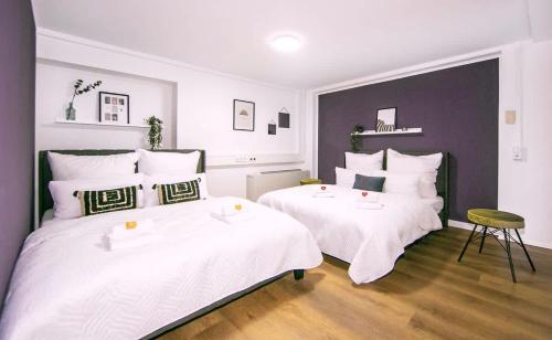 Casino Whirlpool-Sauna-Kino-Indoor Basketball in Hohr-Grenzhausen