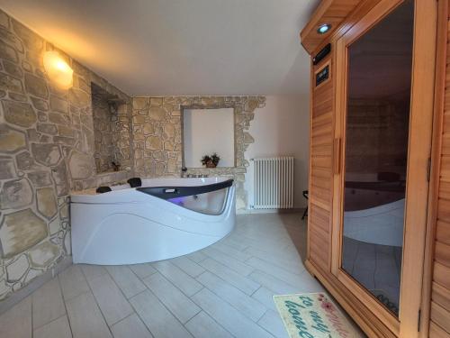 Karstais baseins, Residence Valgerola in Gerola Alta