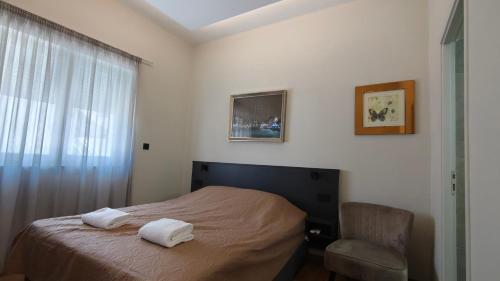Double Room with Private Bathroom image 6