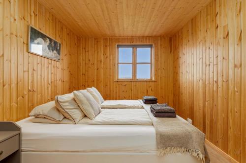 Ocean Break Cabins in Gardur