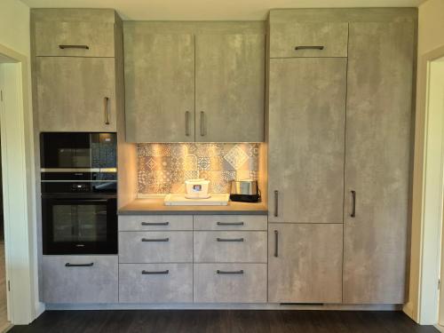 Tolle 125m² Erdgeschoßwohnung im Einzelhaus in 卡爾滕基爾興
