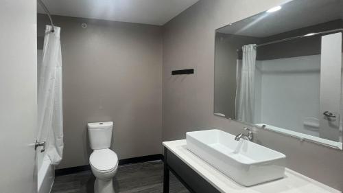 Wingate by Wyndham Oklahoma City South - image 13