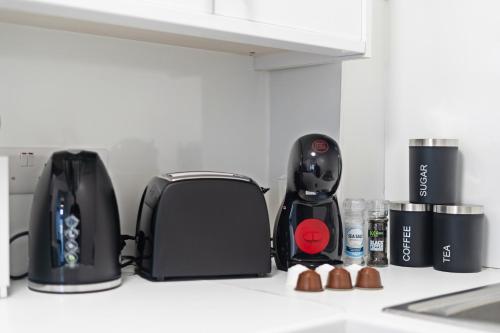 Whitchurch Road Retreat in Cardiff near สวนบิวท์